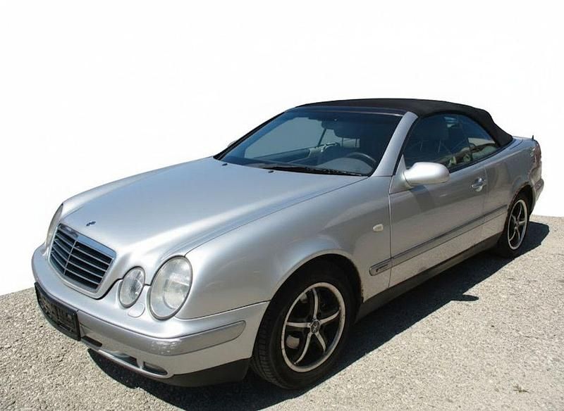 Gebraucht Mercedes CLK320 Elegance 218 PS (160 kW) 1999 Silber Cabrio