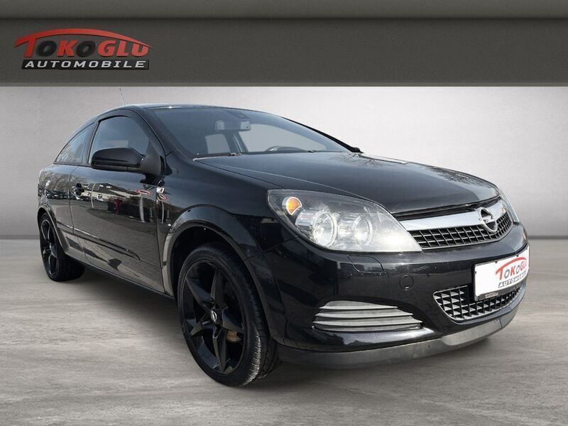 Schwarz Gebraucht 2008 Opel Astra GTC Sport Limousine | 3.490 € (Etwas zu teuer) - Bild 1/4