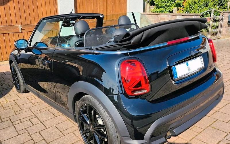 Gebraucht Mini Cooper Cabriolet 136 PS (100 kW) 2023 Schwarz Cabrio