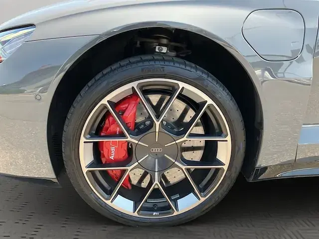 Gebraucht Audi RS e-tron GT Performance 620 kW (843 PS) 2025 Nimbusgrau perleffekt Limousine
