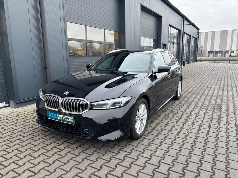 Schwarz Gebraucht 2024 BMW 330 M Sport Kombi | 36.980 € (Etwas zu teuer) - Bild 1/3