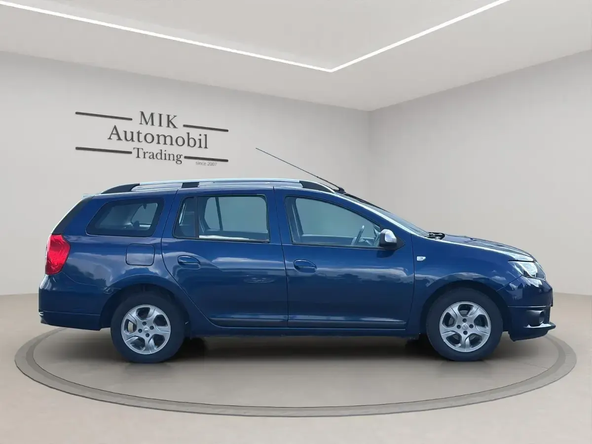 Gebraucht Dacia Logan MCV Celebration 90 PS (66 kW) 2016 Blau Kombi