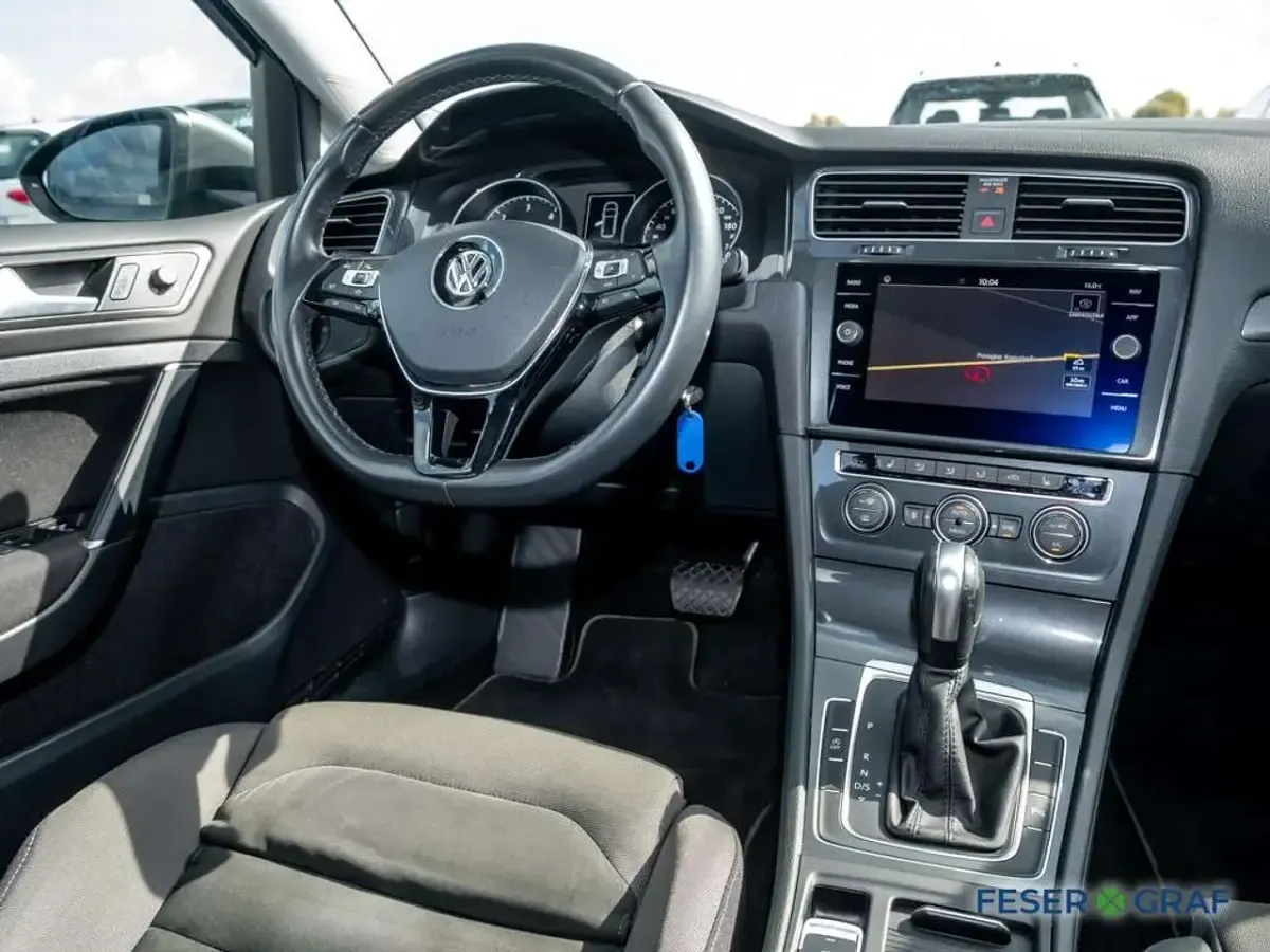 Gebraucht VW Golf VII Comfortline 150 PS (110 kW) 2019 Grau Kombi