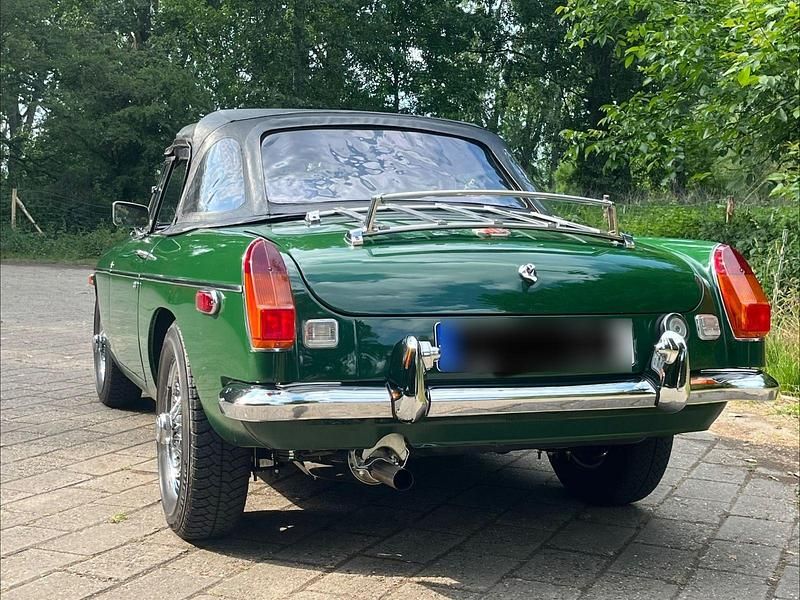 Second-hand MG B 67 CP (49 kW) 1976 Verde Cabrio