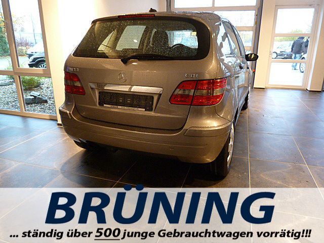 Gebraucht Mercedes B180 109 PS (80 kW) 2006 Grau metallic Van / Kleinbus