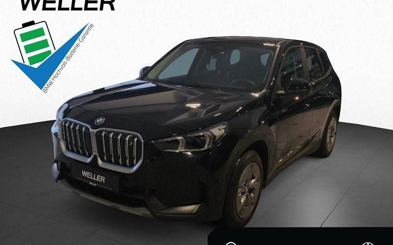 Schwarz Gebraucht 2023 BMW iX1 Performance SUV | 33.750 € (Superpreis) - Bild 1/4