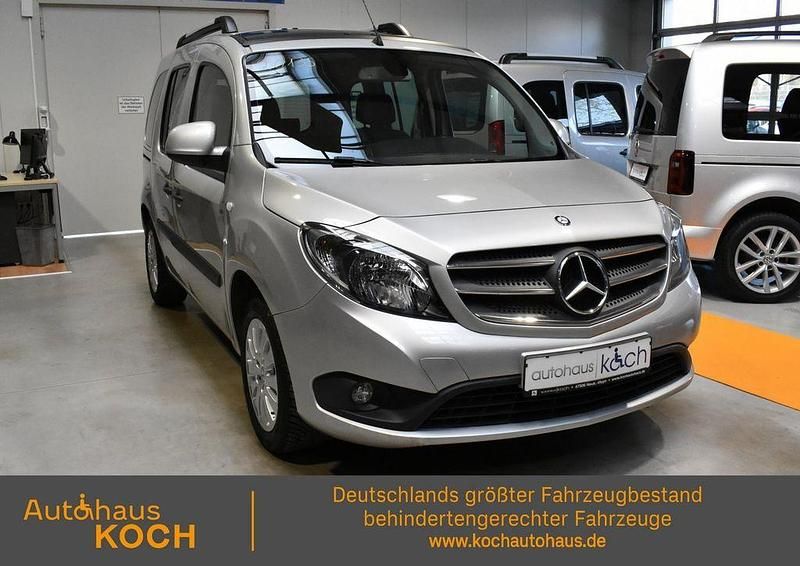Gebraucht Mercedes Citan 112 114 PS (83 kW) 2017 Silber Limousine