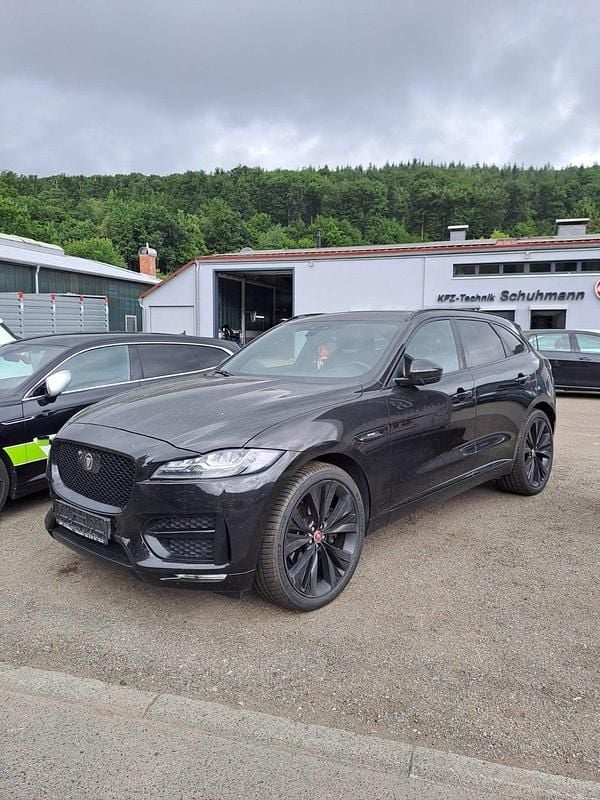 Schwarz Gebraucht 2017 Jaguar F-Pace SUV | 12.800 € (Superpreis) - Bild 1/4