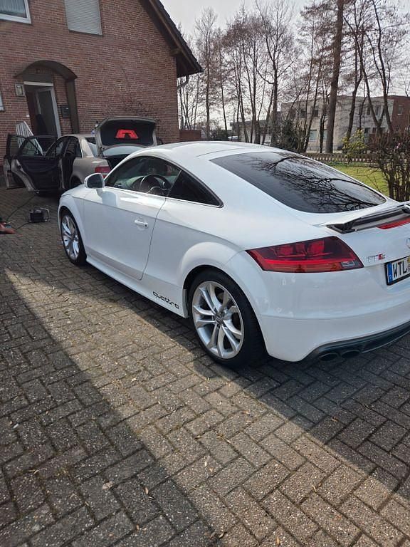 Gebraucht Audi TTS Ambiente 272 PS (200 kW) 2013 Weiß Coupé