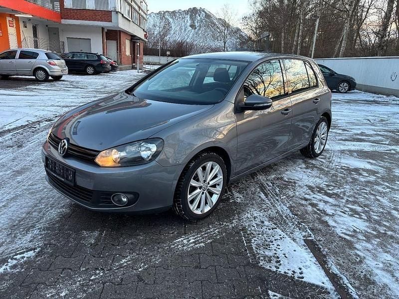 Grau Gebraucht 2012 VW Golf Comfortline Limousine | 3.200 € (Superpreis) - Bild 1/4