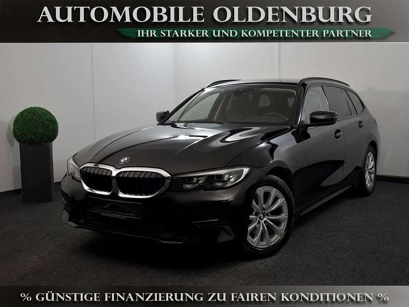 Schwarz Gebraucht 2021 BMW 320 Sport Line Kombi | 25.400 € (Fairer Preis) - Bild 1/3