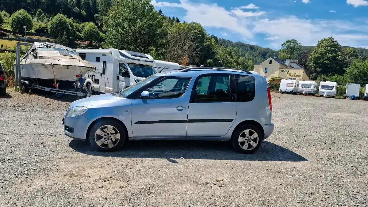 Gebraucht Skoda Roomster 105 PS (77 kW) 2007 Blau Van / Kleinbus