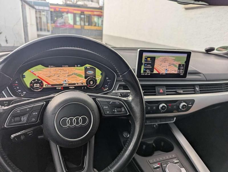 Gebraucht Audi A4 Design 150 PS (110 kW) 2016 Schwarz Kombi