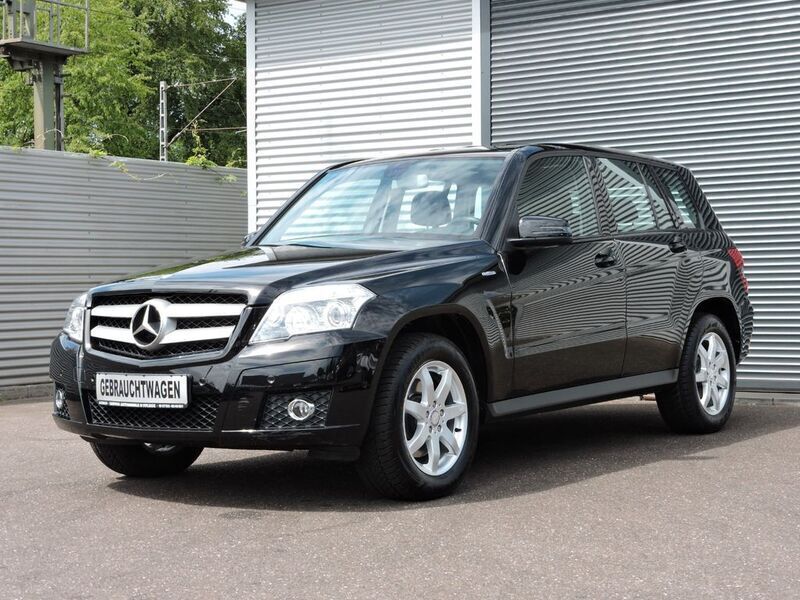 Schwarz Gebraucht 2012 Mercedes GLK350 SUV | 19.999 € (Fairer Preis) - Bild 1/4