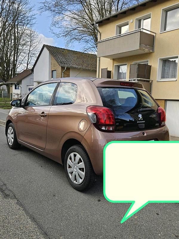 Gebraucht Peugeot 108 69 PS (50 kW) 2015 Gold Kleinwagen