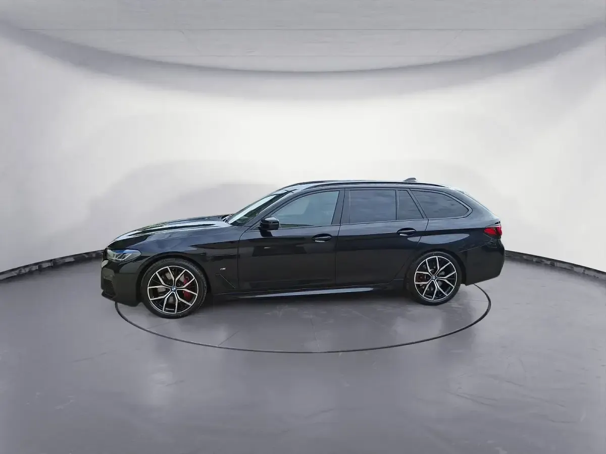 Gebraucht BMW 540 M Sport 333 PS (244 kW) 2023 Kombi