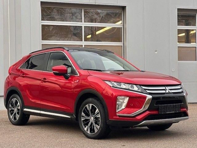 Gebraucht Mitsubishi Eclipse Cross Top 163 PS (119 kW) 2020 Rot SUV