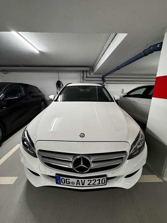 Gebraucht Mercedes 220 170 PS (125 kW) 2016 Limousine