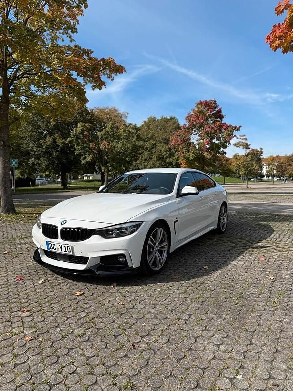 Weiß Gebraucht 2017 BMW 440 M Performance Coupé | 33.000 € (Etwas zu teuer) - Bild 1/4