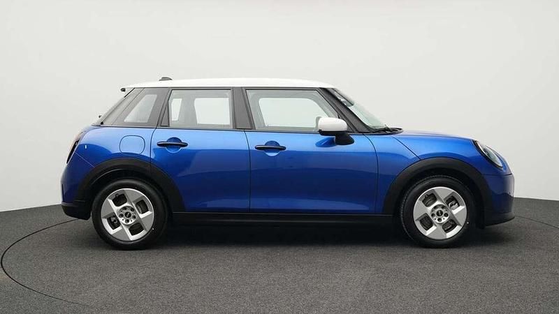 Usata Mini Cooper Classic 156 CV (114 kW) 2024 Blu Utilitaria