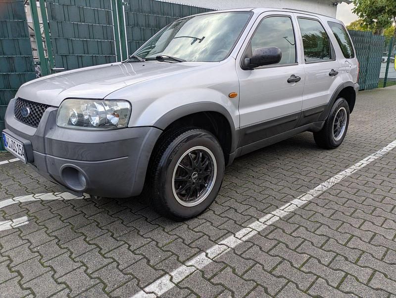 Silber Gebraucht 2004 Ford Maverick SUV | 2.800 € (Etwas zu teuer) - Bild 1/2