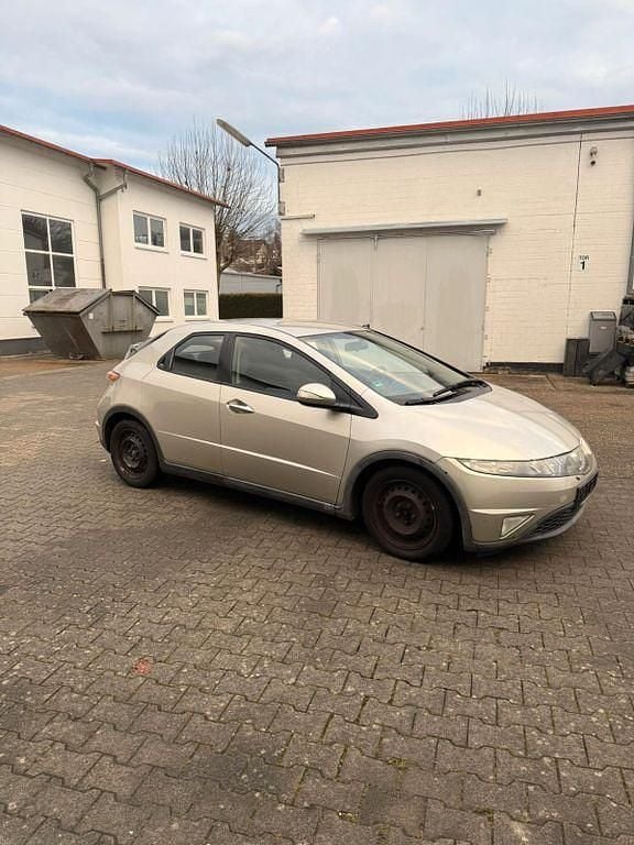 Silber Gebraucht 2009 Honda Civic Comfort Limousine | 3.000 € (Superpreis) - Bild 1/4