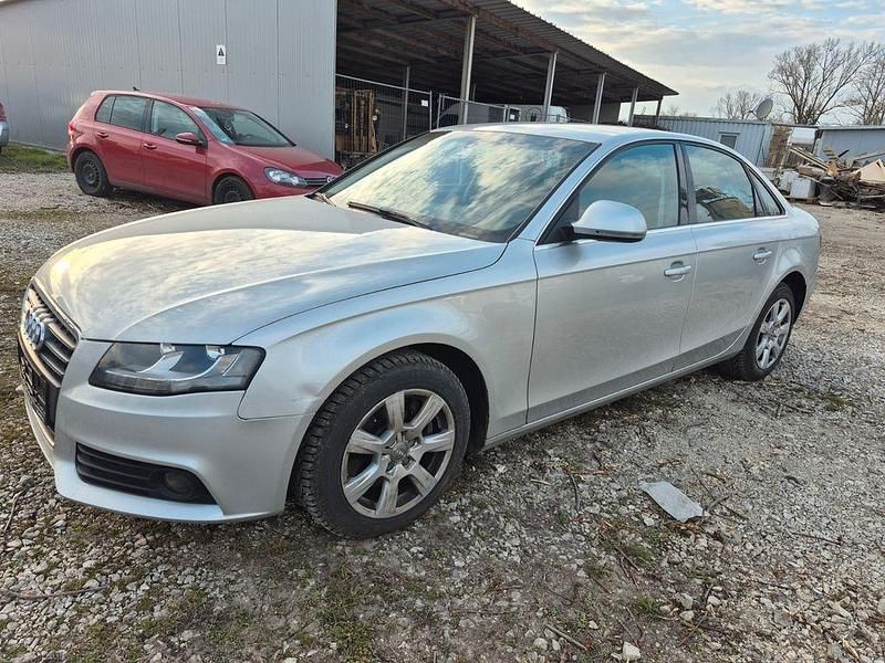 Gebraucht Audi A4 Ambiente 160 PS (117 kW) 2008 Silber Limousine