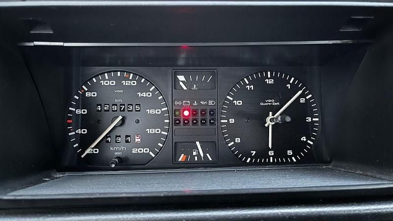 Gebraucht VW Golf II 69 PS (50 kW) 1989 Silber Kleinwagen