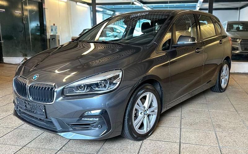 Grau Gebraucht 2019 BMW 218 Advantage Kombi | 16.950 € (Superpreis) - Bild 1/4