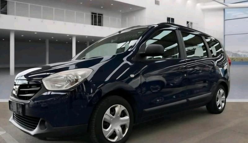 Blau Gebraucht 2012 Dacia Lodgy Van / Kleinbus | 6.000 € (Teuer) - Bild 1/4