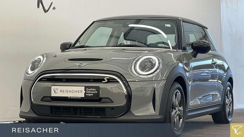 Moonwalk grey metallic Gebraucht 2022 Mini Cooper Coupé Essential Coupé | 16.440 € (Fairer Preis) - Bild 1/4