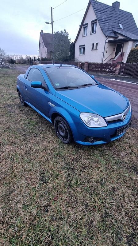 Gebraucht Opel Tigra 90 PS (66 kW) 2006 Blau Cabrio