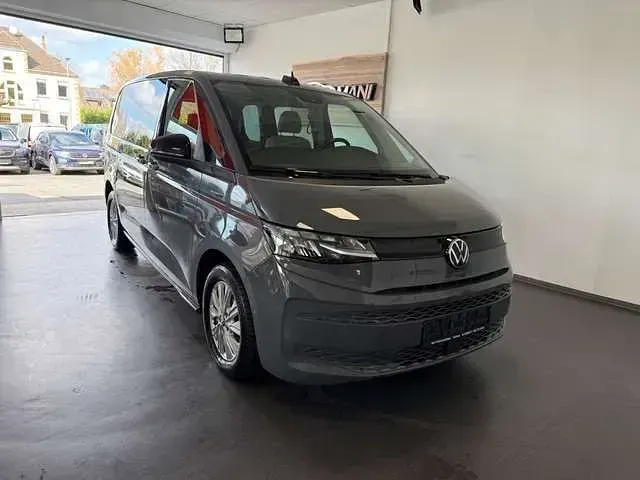 Second-hand VW Multivan Basis 150 CP (110 kW) 2024 Monovolum
