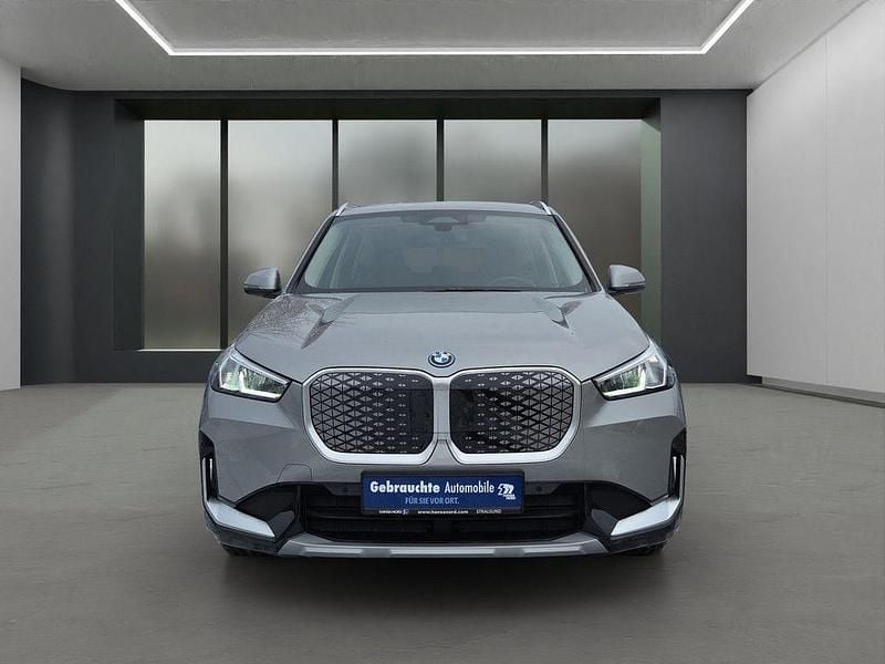 Gebraucht BMW iX1 xLine 150 kW (204 PS) 2025 Silber SUV