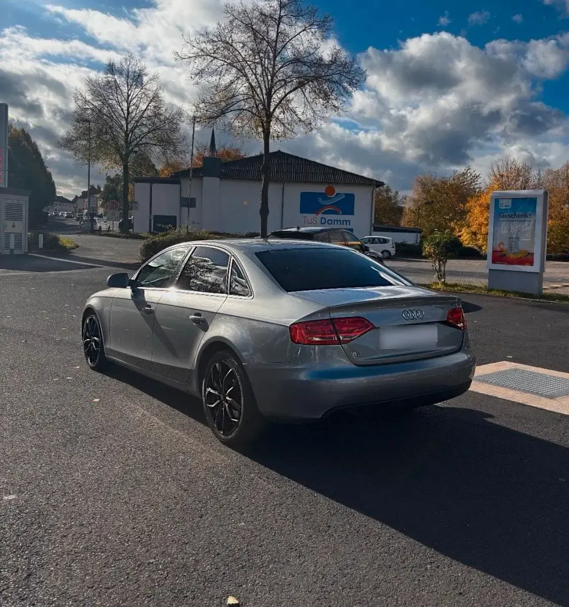 Gebraucht Audi A4 180 PS (132 kW) 2011 Grau Limousine
