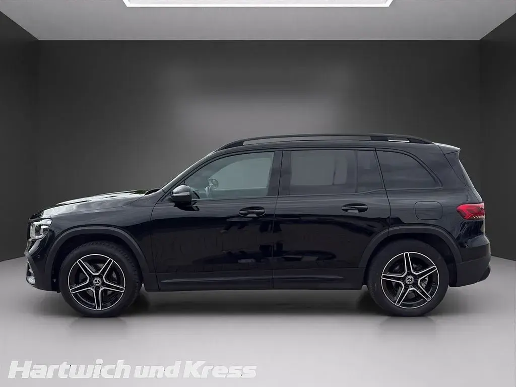 Gebraucht Mercedes GLB180 AMG line 136 PS (100 kW) 2021 Nachtschwarz  unilack SUV