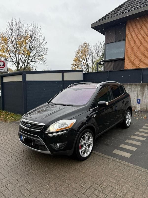 Schwarz Gebraucht 2012 Ford Kuga Titanium SUV | 3.500 € (Superpreis) - Bild 1/4