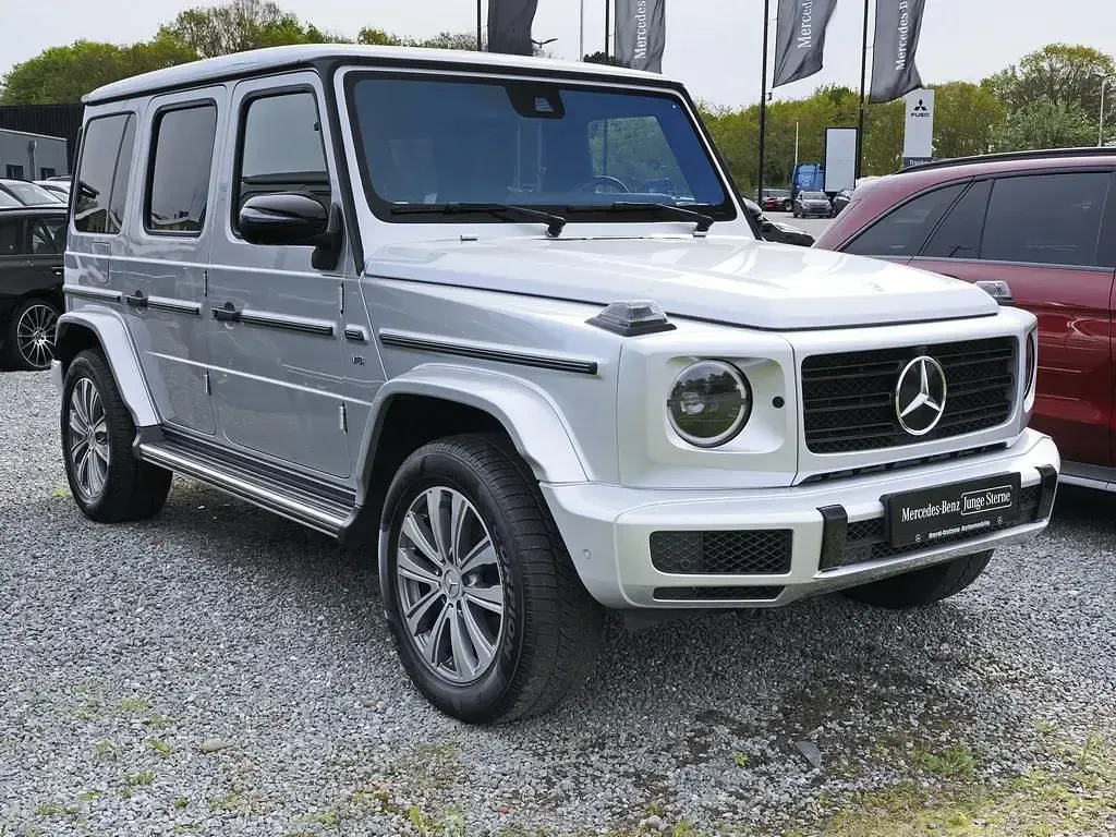 Gebraucht Mercedes G500 AMG 421 PS (309 kW) 2022 Iridiumsilber metallic SUV
