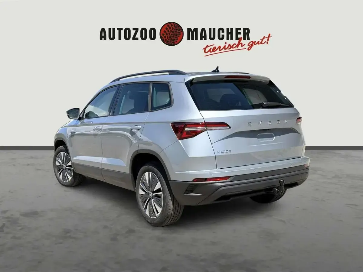 Neu Skoda Karoq Selection 150 PS (110 kW) 2026 Graphitegrau metallic SUV