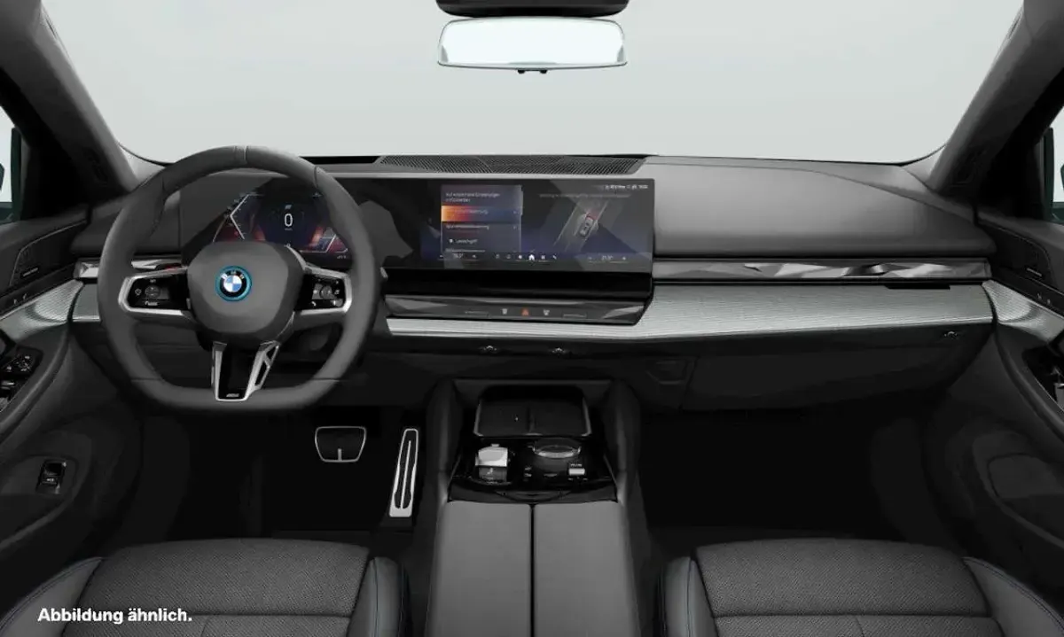 Gebraucht BMW i5 M Sport 250 kW (340 PS) 2026 Schwarz Kombi