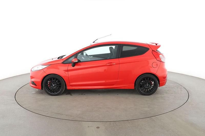 Gebraucht Ford Fiesta ST 182 PS (133 kW) 2016 Orange Limousine