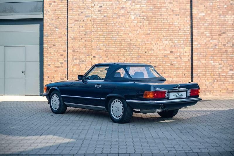Gebraucht Mercedes SL300 180 PS (132 kW) 1990 Blau Cabrio