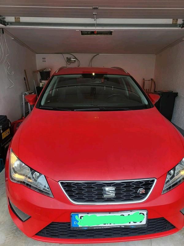 Rot Gebraucht 2014 Seat Leon ST FR Kombi | 7.500 € (Etwas zu teuer) - Bild 1/4