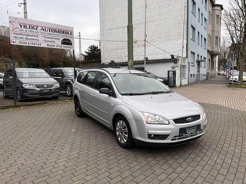 Gebraucht Ford Focus Style 109 PS (80 kW) 2007 Polarsilber metallic Kombi