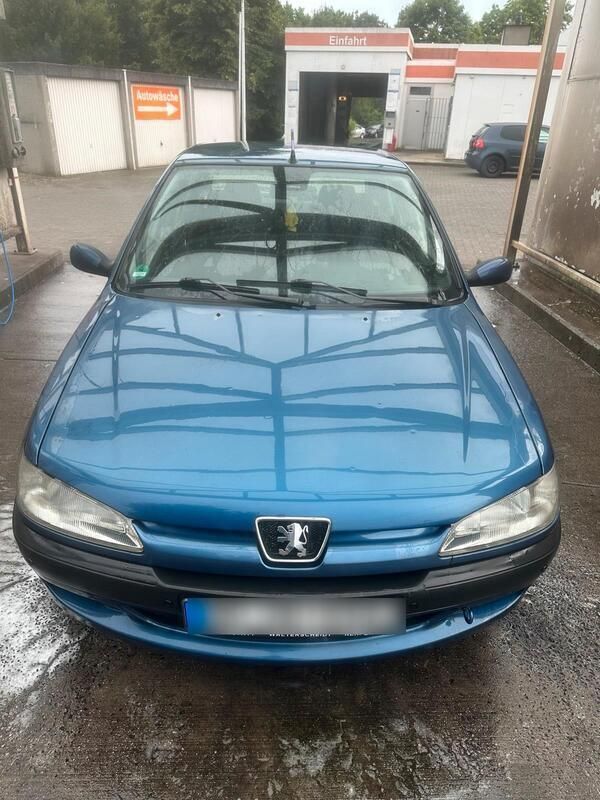 Blau Gebraucht 1998 Peugeot 306 Kleinwagen | 2.100 € - Bild 1/4