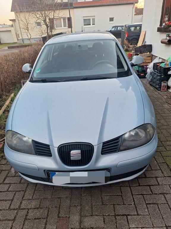 Blau Gebraucht 2005 Seat Ibiza Sport Limousine | 2.800 € - Bild 1/4
