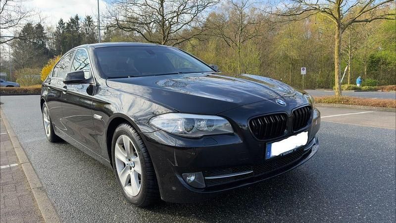 Usata BMW 520 Efficient Dynamics 184 CV (135 kW) 2012 Nero Berlina