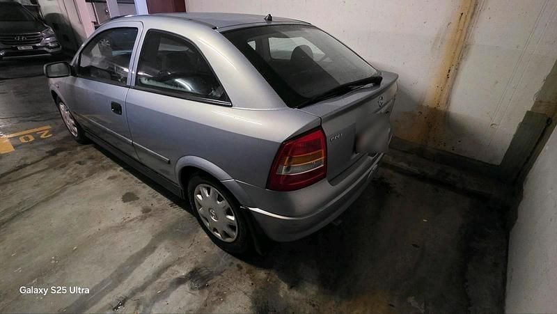 Gebraucht Opel Astra 115 PS (84 kW) 2000 Silber Limousine