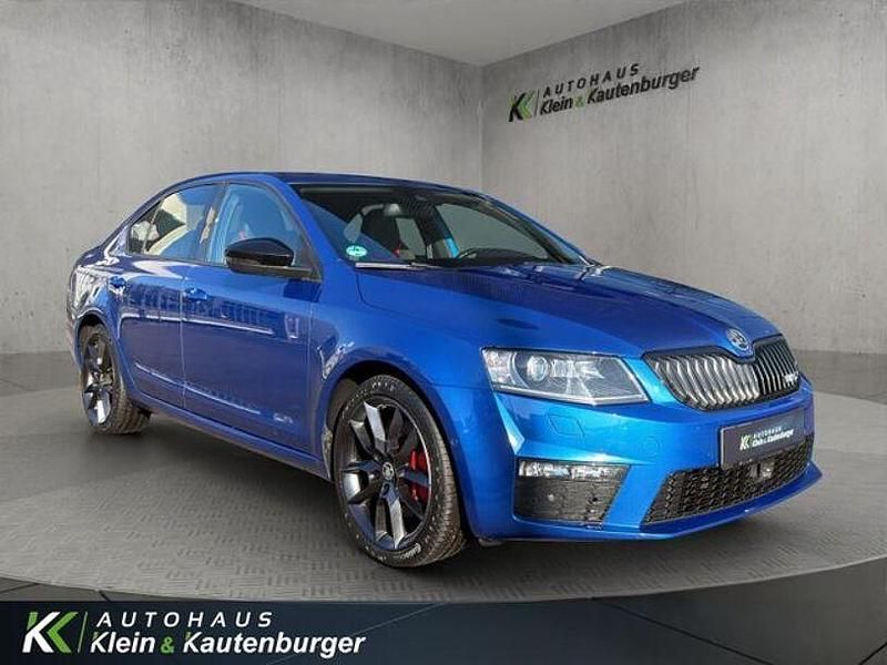 Second-hand Skoda Octavia RS 220 CP (161 kW) 2016 Albastru Hatchback