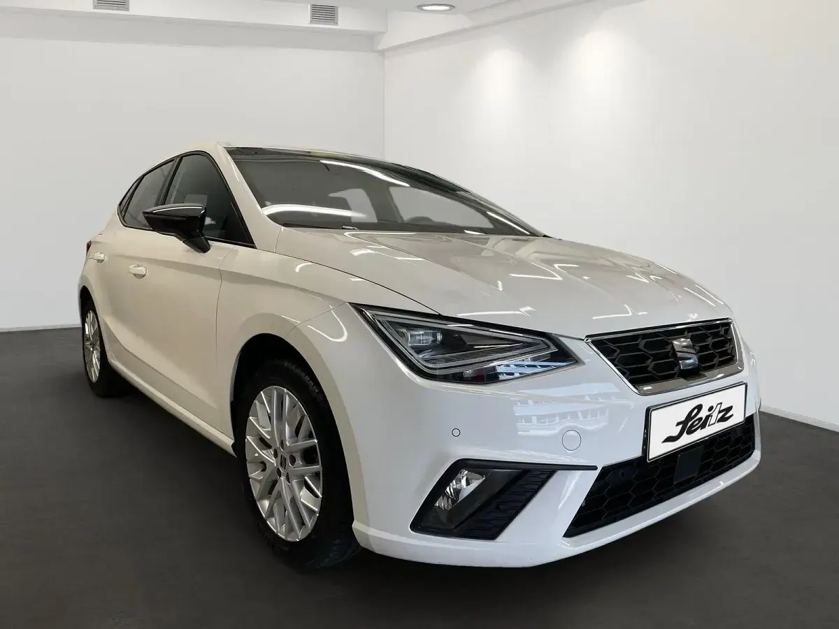 Gebraucht Seat Ibiza FR 116 PS (85 kW) 2024 Weiß Kleinwagen
